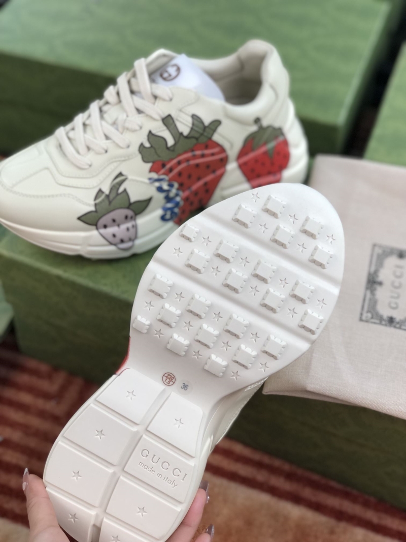 Gucci Sneakers